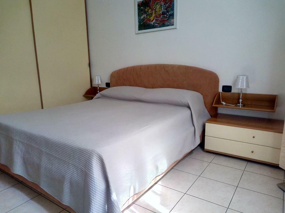 Casa Nax Appartement Terni Buitenkant foto