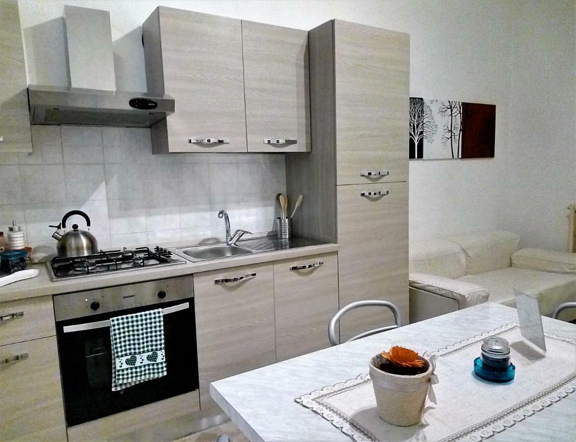 Casa Nax Appartement Terni Buitenkant foto